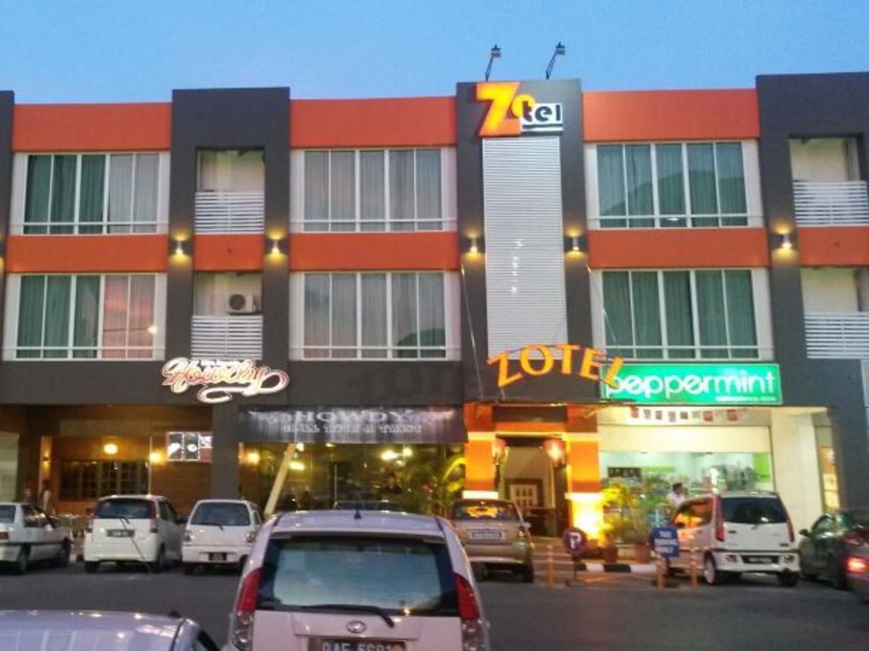 Zotel Business & Leisure Hotel Кучинг Екстериор снимка